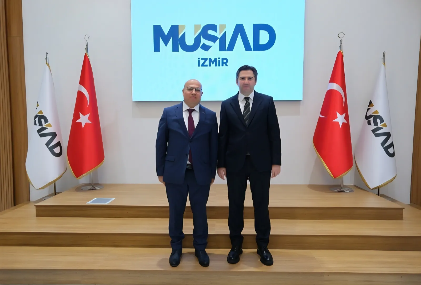 Tarım Ekonomisi ve Teknolojisi Zirvesi MÜSİAD İzmir ev sahipliğinde gerçekleştirildi