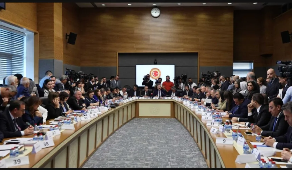 Yeni çözüm kanunu Adalet Komisyonu'nda kabul edildi